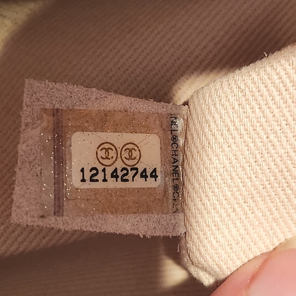 Chanel Caviar Quilted Medallion Zip Tote - Picture 7 of 7